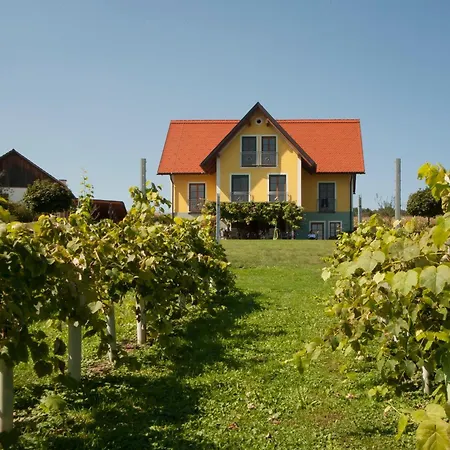 Agroturismo Weingut Winzerhof Gaestezimmer Grebenz Großklein