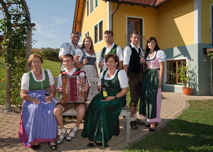 Vakantieboerderij Weingut Winzerhof Gaestezimmer Grebenz *