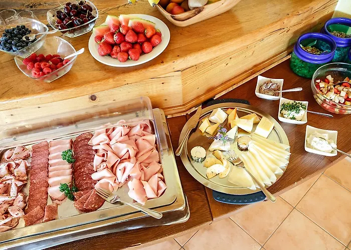 Weingut Winzerhof Gaestezimmer Grebenz * Großklein